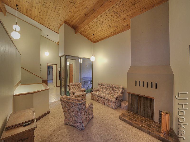 17 Carina Circle, Halls Head WA 6210
