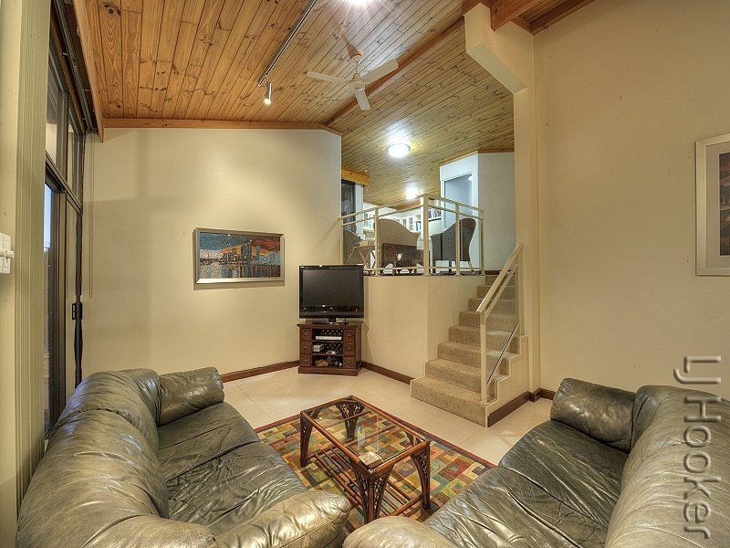 17 Carina Circle, Halls Head WA 6210