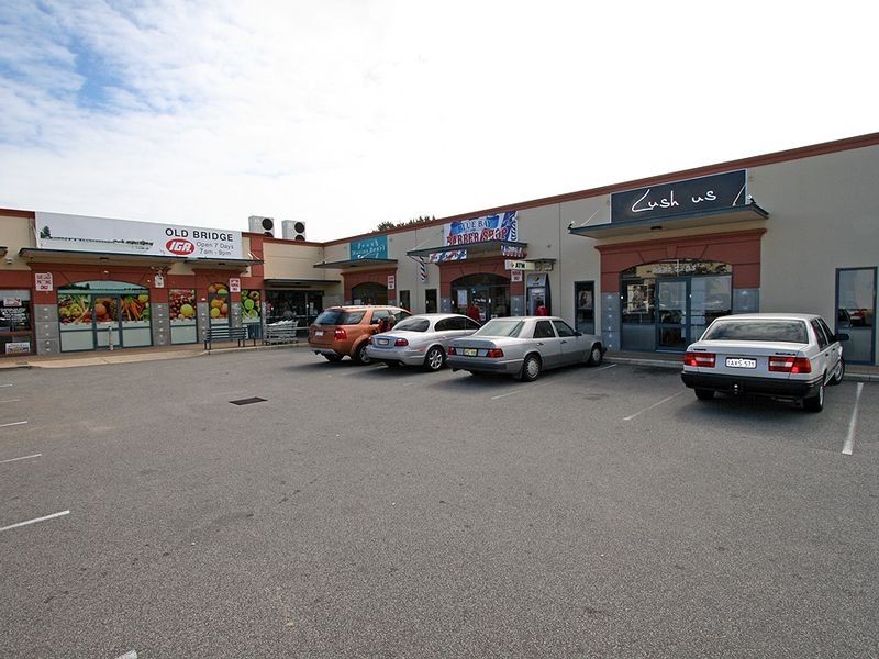 5 Troon Grove, Halls Head WA 6210