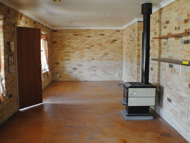 99 Alderson Street, Pinjarra WA 6208