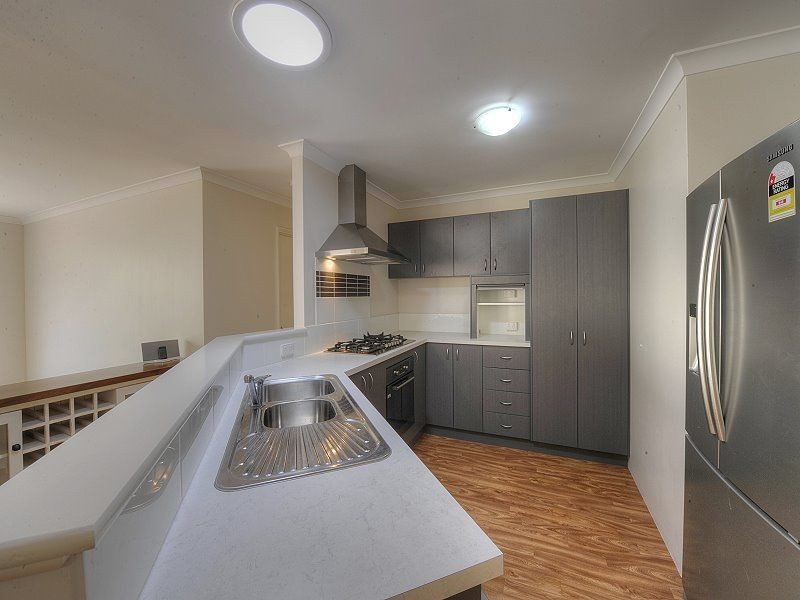 7 Jileroo Brace, Lakelands WA 6180