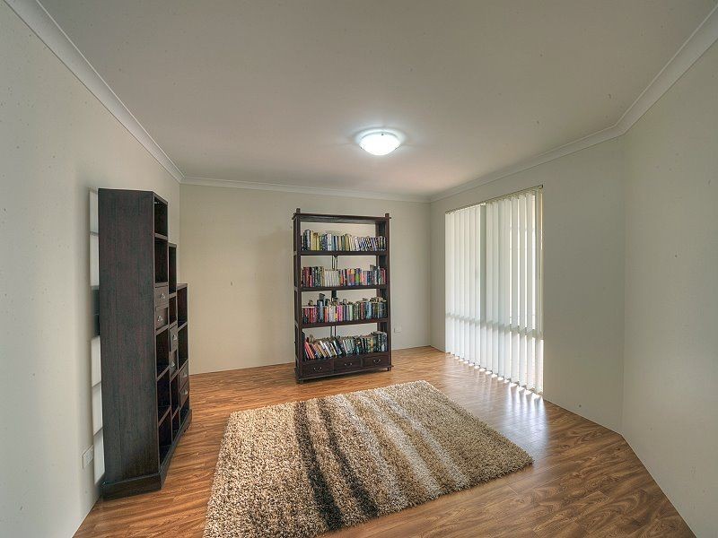 7 Jileroo Brace, Lakelands WA 6180