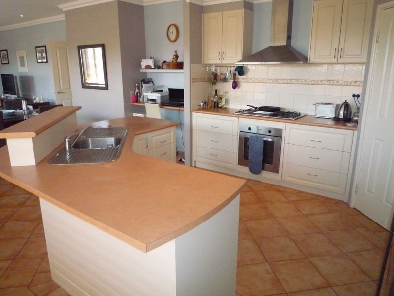 26 Evella Cove, Lakelands WA 6180