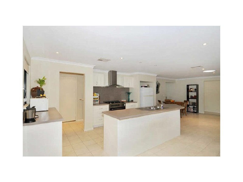 21 Lambrook Mews, Erskine WA 6210