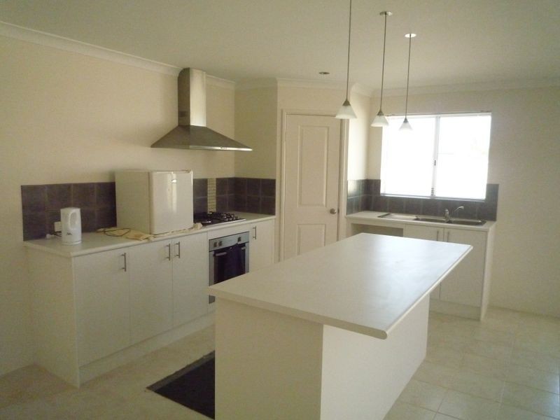 34 Britawast Road, Madora Bay WA 6210