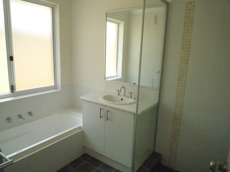 34 Britawast Road, Madora Bay WA 6210