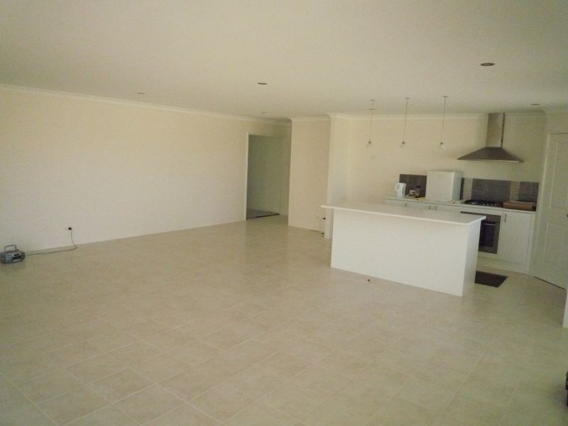 34 Britawast Road, Madora Bay WA 6210