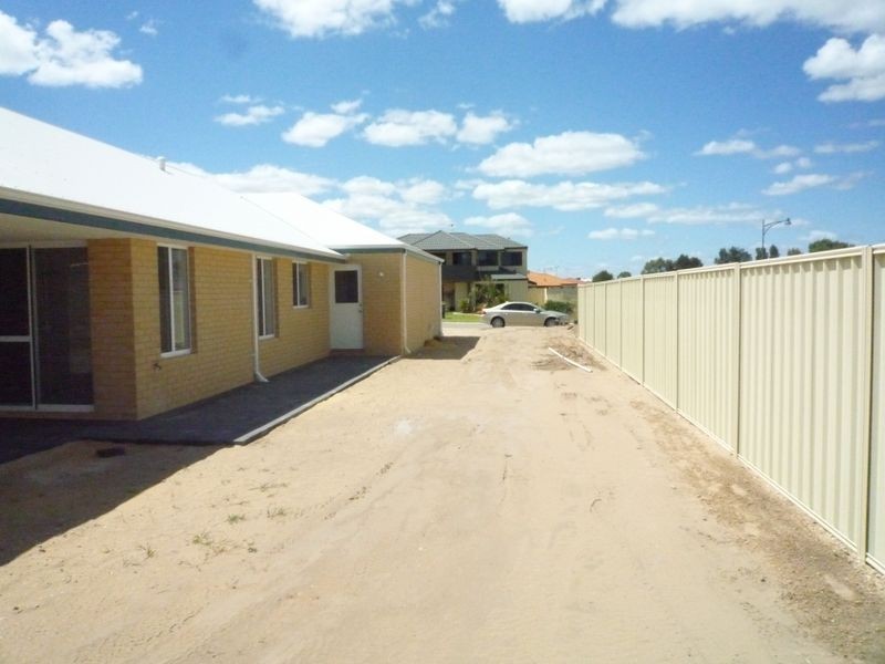 34 Britawast Road, Madora Bay WA 6210