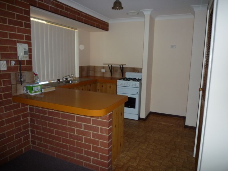 1/3 Blakeley Street, Mandurah WA 6210