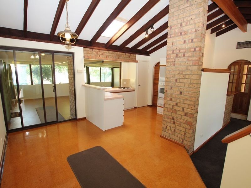 3 Barnes Way, Mandurah WA 6210