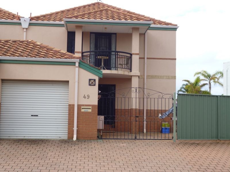 49 Waterside Drive, Dudley Park WA 6210