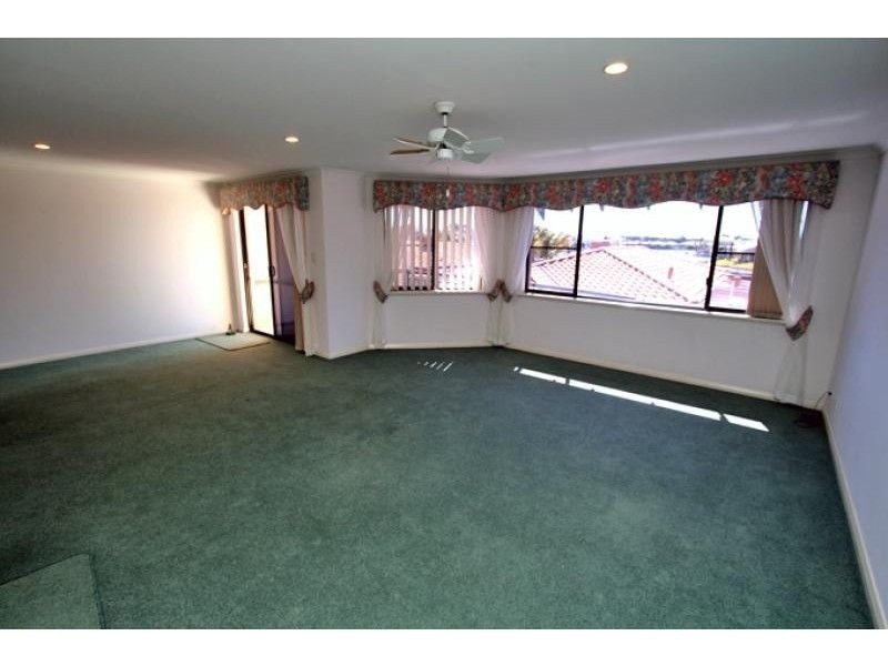 49 Waterside Drive, Dudley Park WA 6210
