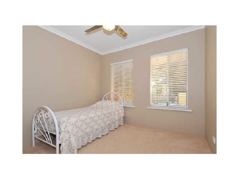 23 Portrush Parade, Meadow Springs WA 6210