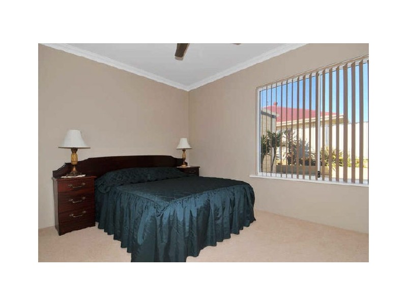 23 Portrush Parade, Meadow Springs WA 6210