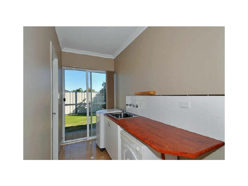 23 Portrush Parade, Meadow Springs WA 6210