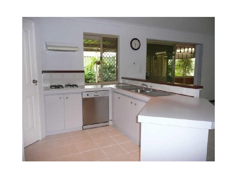 188 Oakmont Ave, Meadow Springs WA 6210