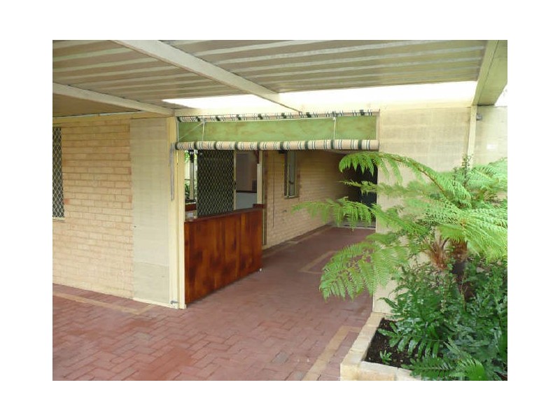 188 Oakmont Ave, Meadow Springs WA 6210