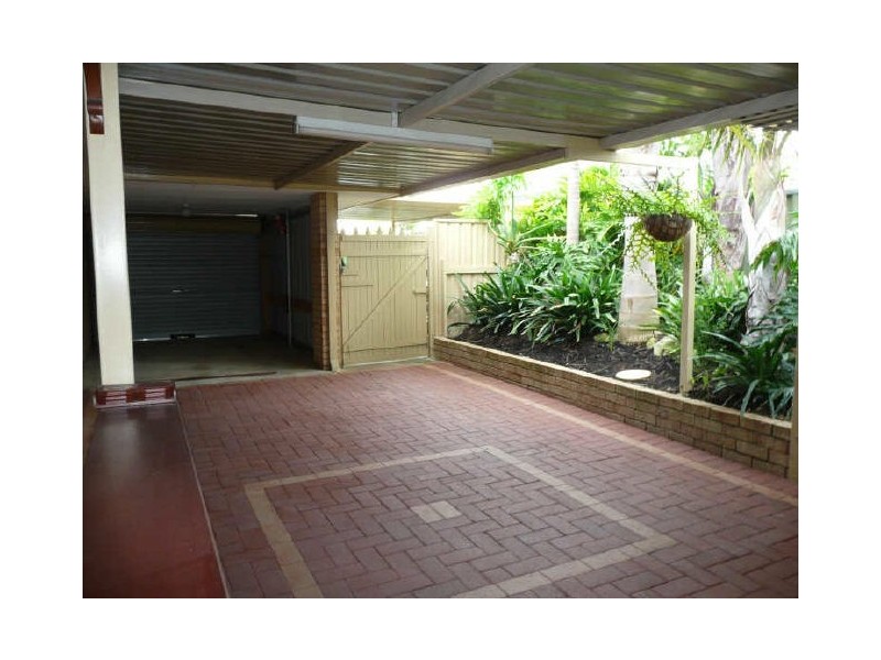 188 Oakmont Ave, Meadow Springs WA 6210