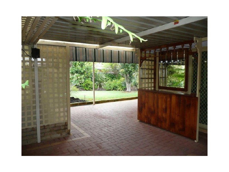 188 Oakmont Ave, Meadow Springs WA 6210