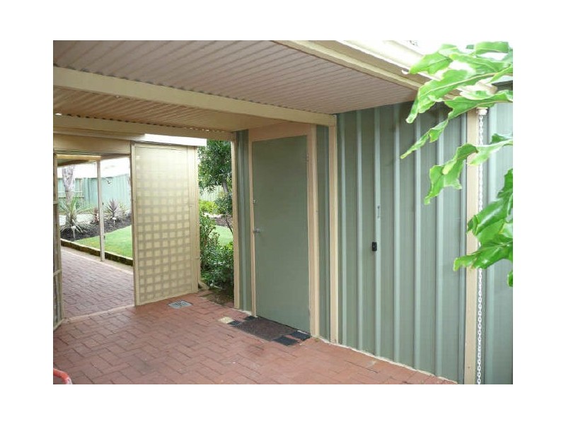 188 Oakmont Ave, Meadow Springs WA 6210