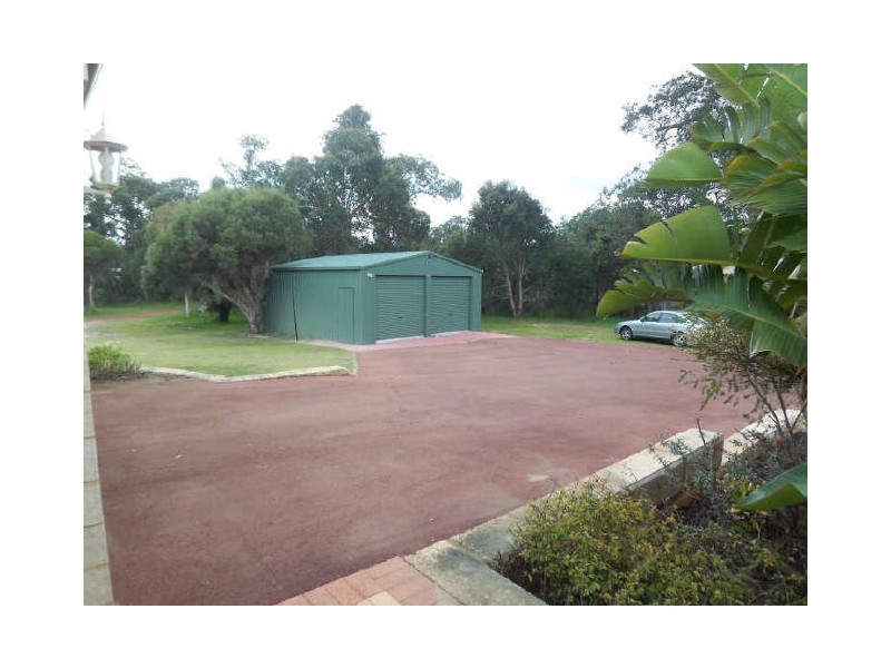 98 Woodland Parade, Stake Hill WA 6210