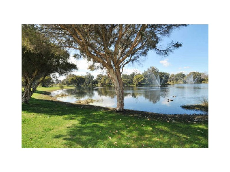 4 Waterston Place, Erskine WA 6210