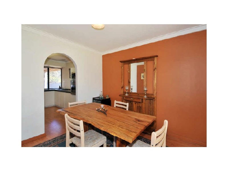 43 Glencoe Parade, Halls Head WA 6210