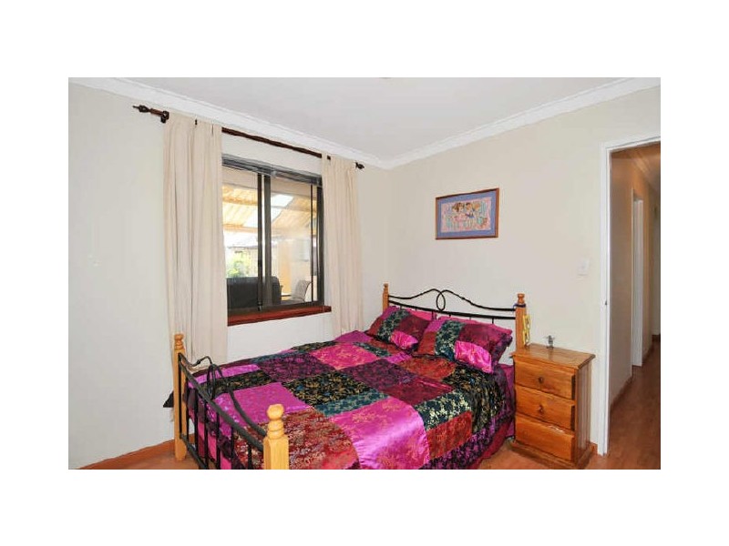 43 Glencoe Parade, Halls Head WA 6210