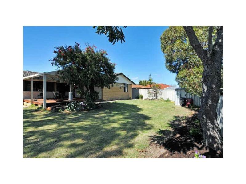 43 Glencoe Parade, Halls Head WA 6210