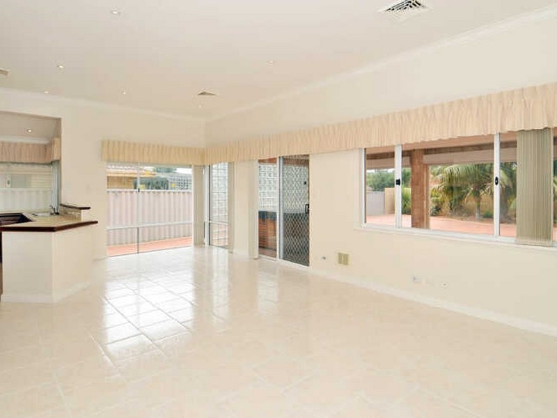 31 Orestes Street, Barragup WA 6210