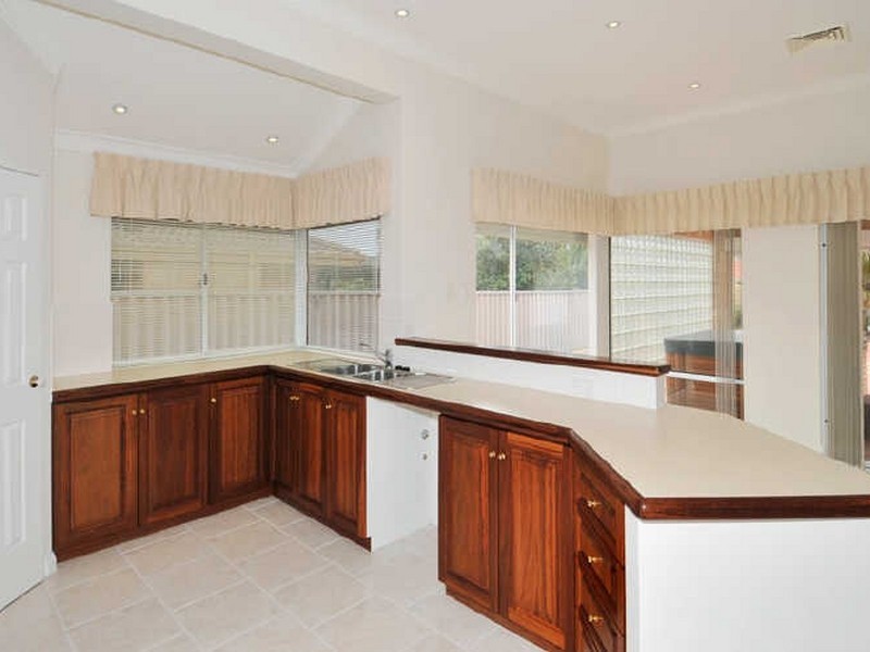 31 Orestes Street, Barragup WA 6210