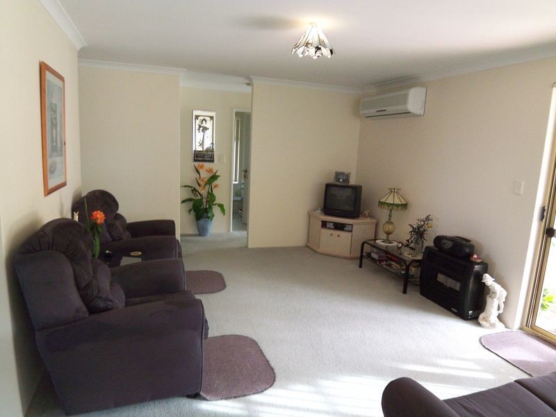 1 Calypso Road, Halls Head WA 6210