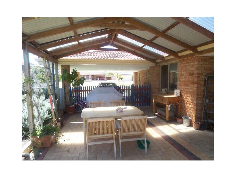 197 McLarty Road, Halls Head WA 6210