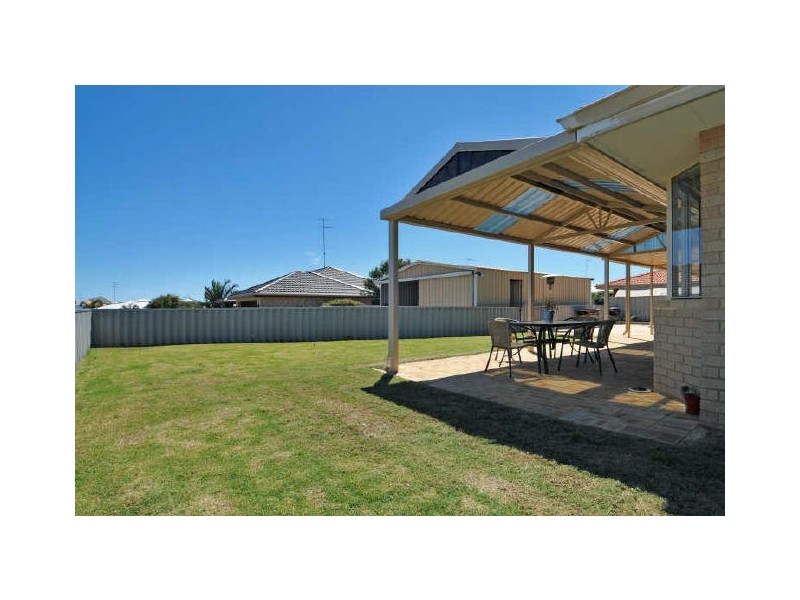 177 McLarty Road, Halls Head WA 6210