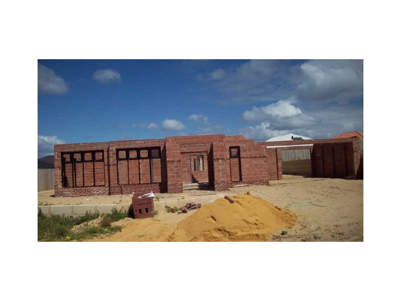 44 Boardwalk Blvd, Halls Head WA 6210