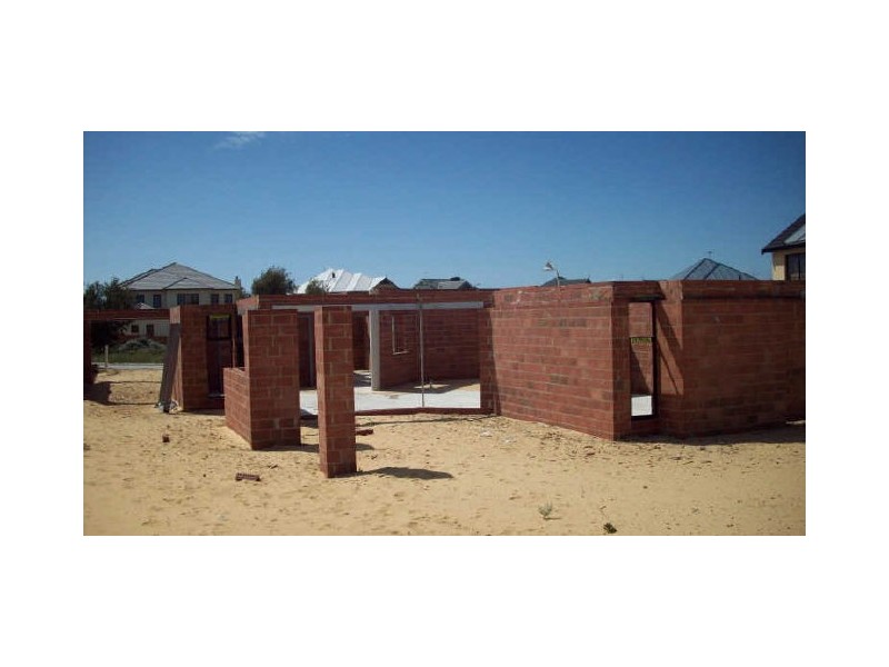 44 Boardwalk Blvd, Halls Head WA 6210