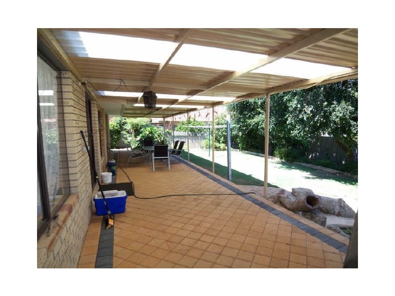 49 Carina Circle, Halls Head WA 6210