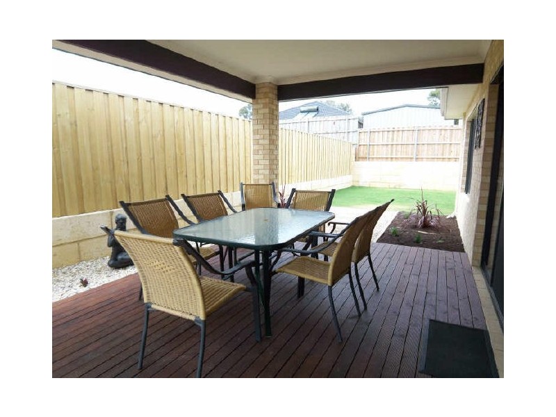 15 Cordia Way, Halls Head WA 6210