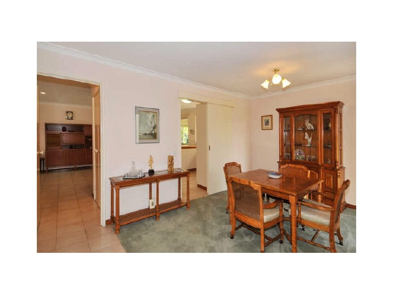 11 Parkwater Cove, Halls Head WA 6210