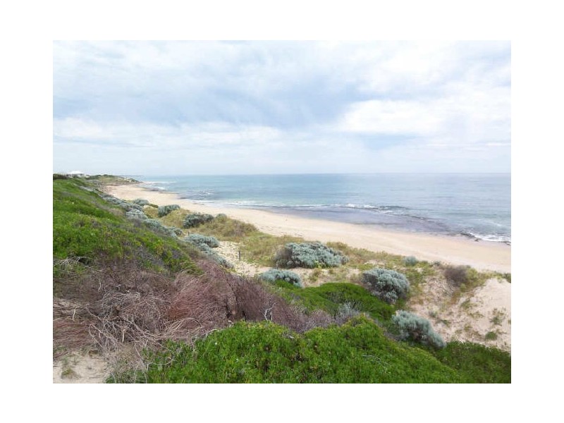 16 Hayman Retreat, Halls Head WA 6210