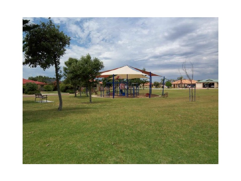 16 Hayman Retreat, Halls Head WA 6210