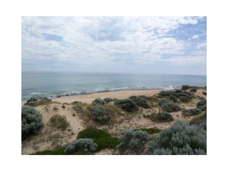 16 Hayman Retreat, Halls Head WA 6210