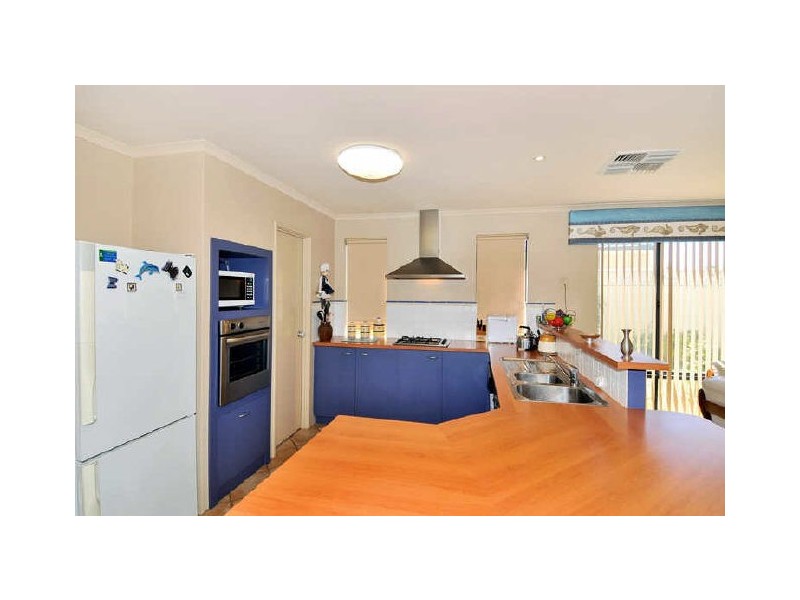 31 Darwin Terrace, Dudley Park WA 6210