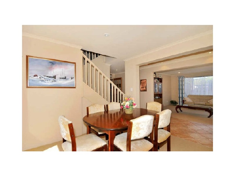 31 Darwin Terrace, Dudley Park WA 6210