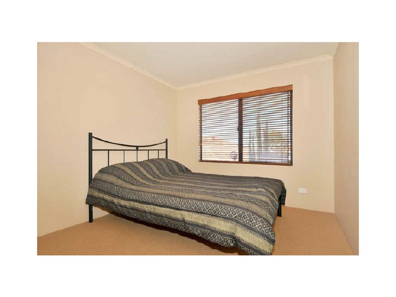 31 Darwin Terrace, Dudley Park WA 6210