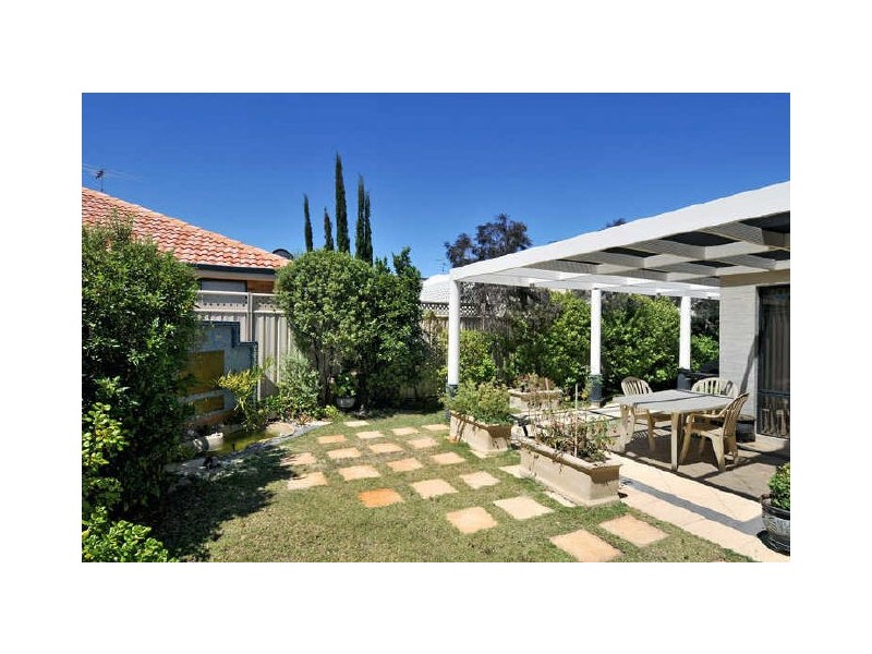 31 Darwin Terrace, Dudley Park WA 6210