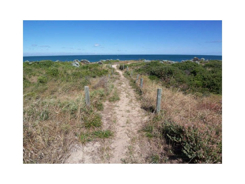 40 Ronsard Drive, San Remo WA 6210