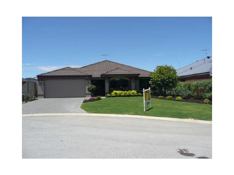 12 Eastlake Green, Meadow Springs WA 6210