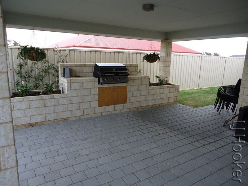 14 Wayside Court, Ravenswood WA 6208