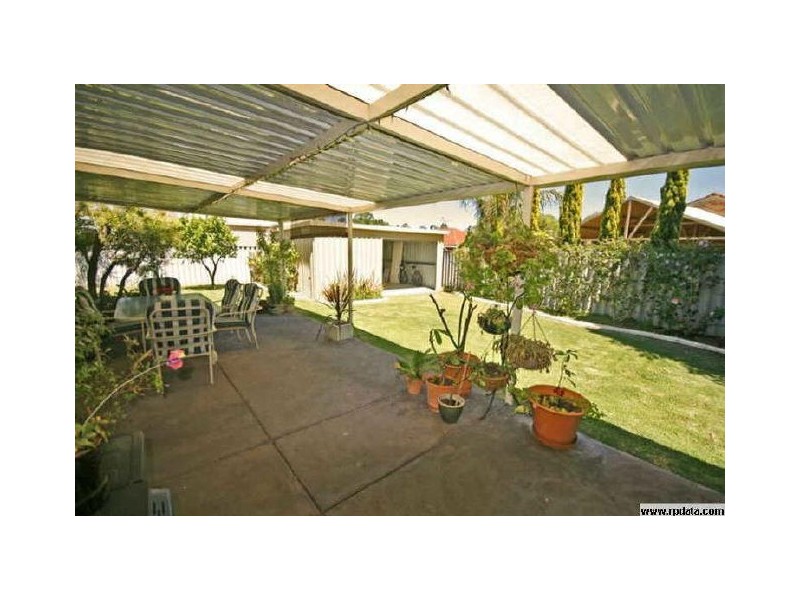 150 Oakmont Ave, Meadow Springs WA 6210